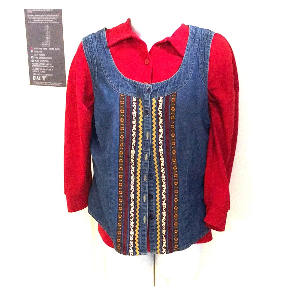 Bohemian vest in M St. John’s Bay in blue rickrack